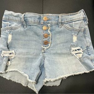 ABERCROMBIE KIDS mid-rise midi shorts. Size 11/12